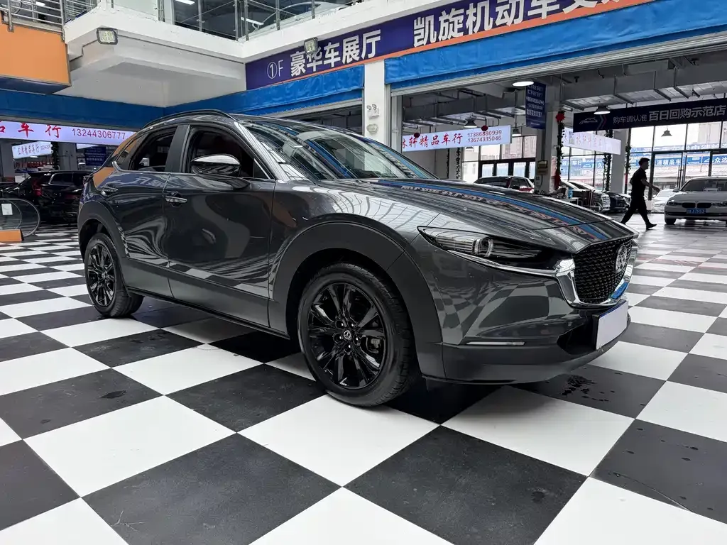 Mazda CX-30 — фото 10