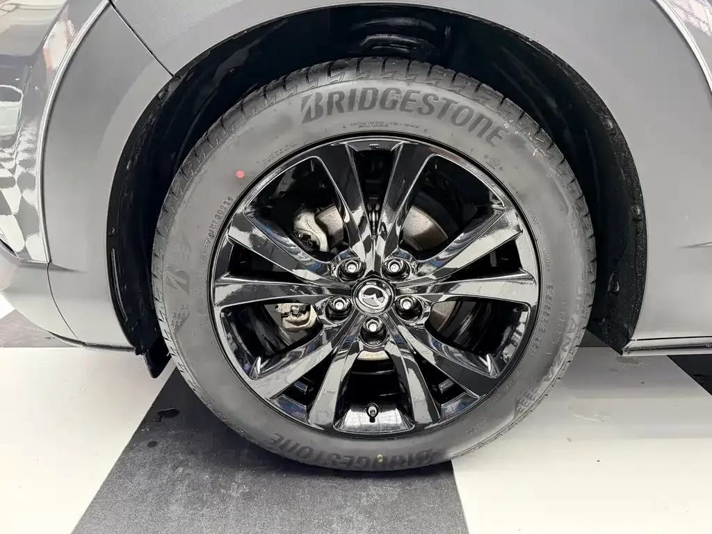 Mazda CX-30 — фото 3