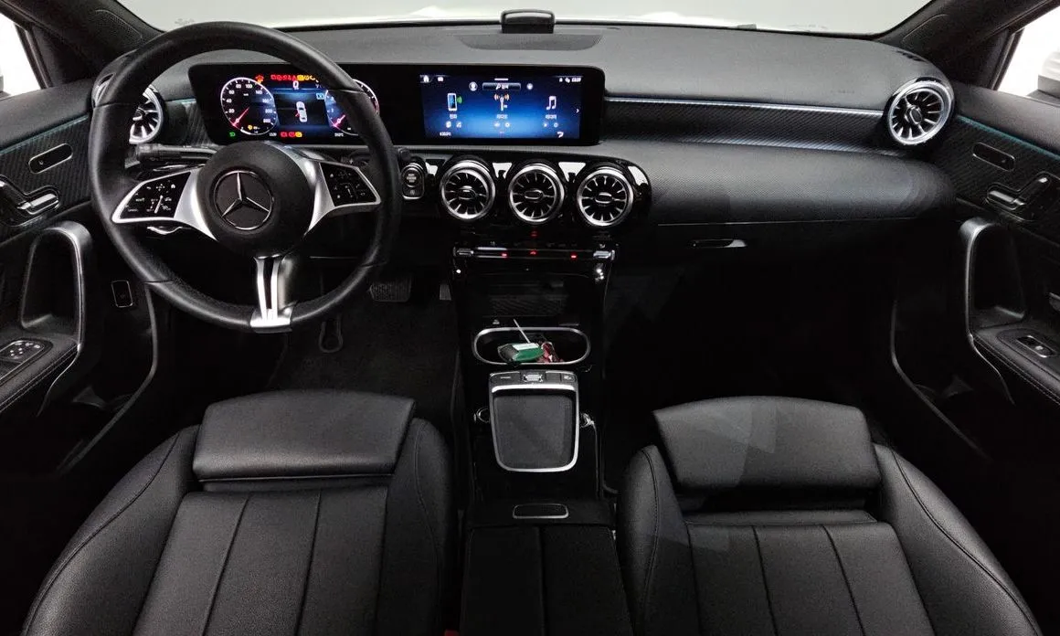 Mercedes-Benz A-Class — фото 10