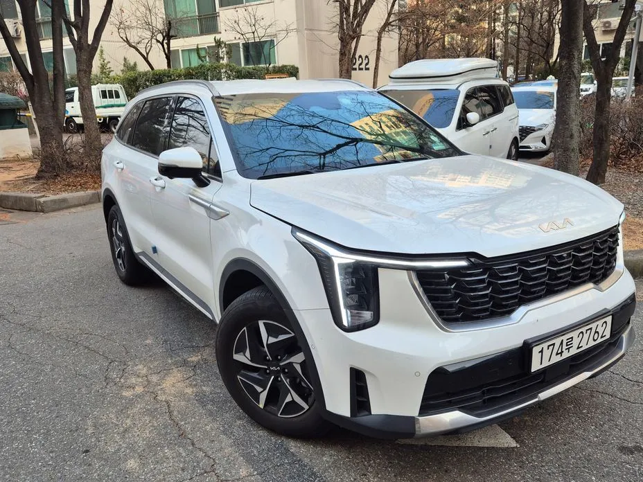 Kia Sorento — фото 9