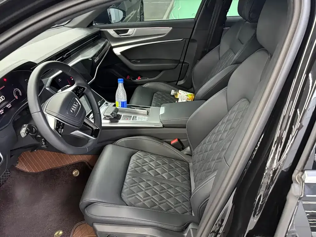Audi A6L 2025 из CN, фото 7