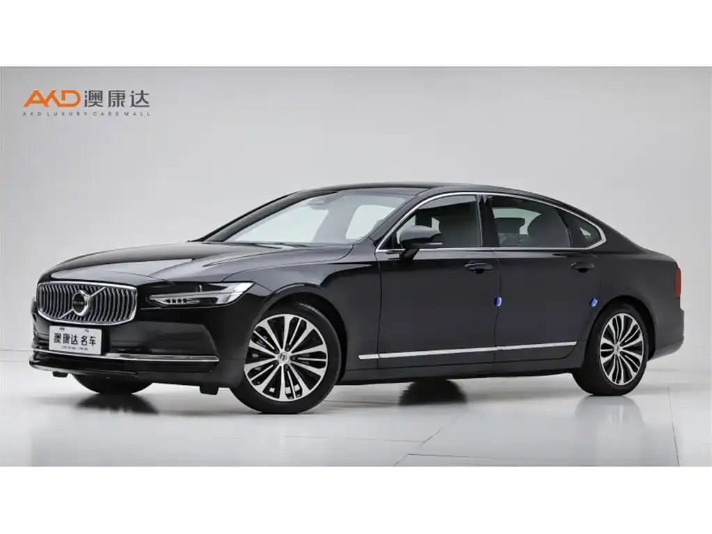 Volvo S90 — фото 1