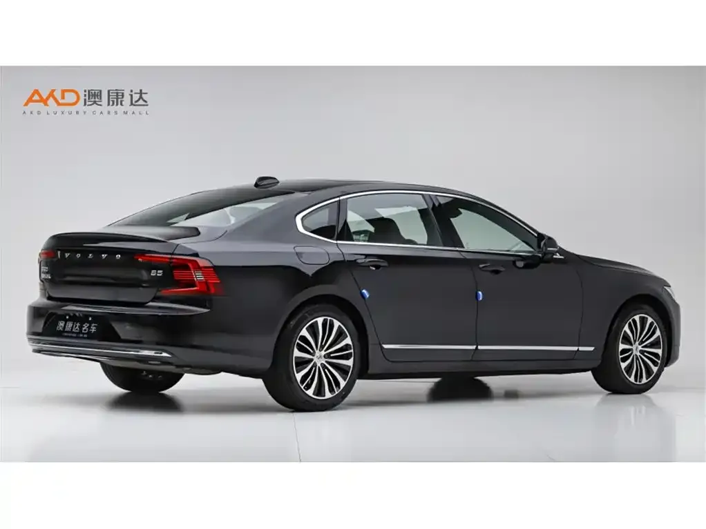 Volvo S90 — фото 5