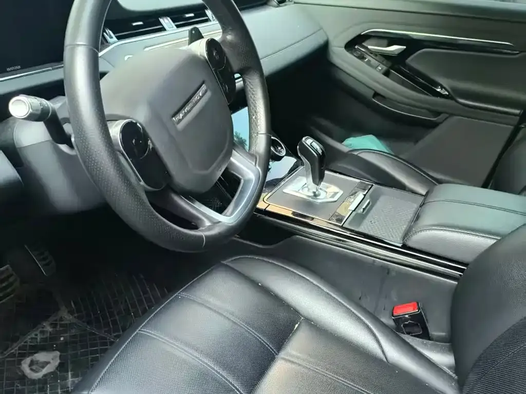 Land Rover Evoque — фото 6