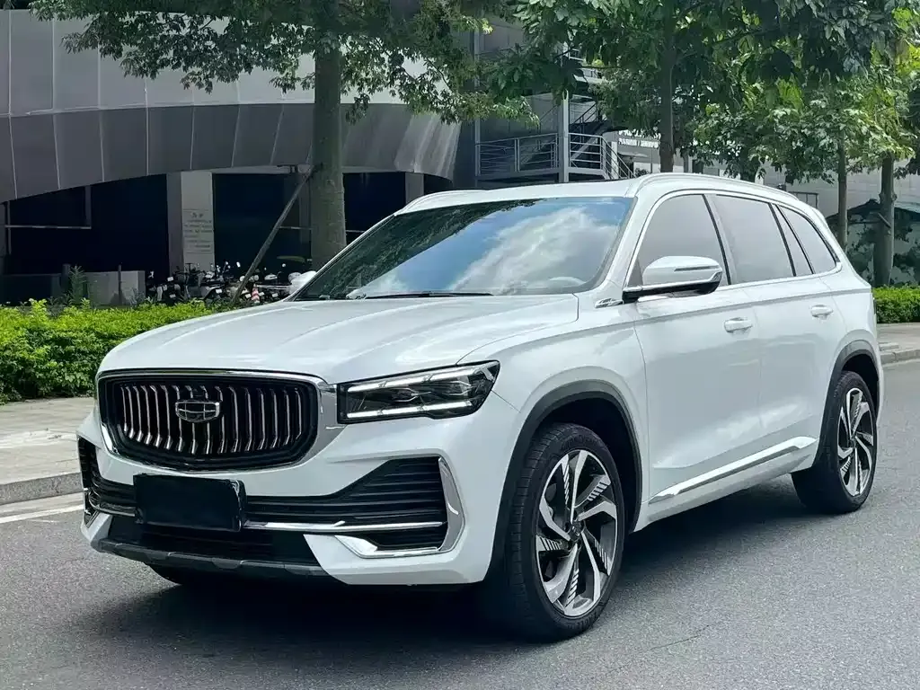 Geely Xingyue L — фото 1