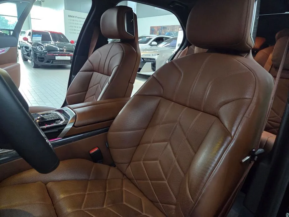 BMW 7-Series 2024 из KR, фото 10