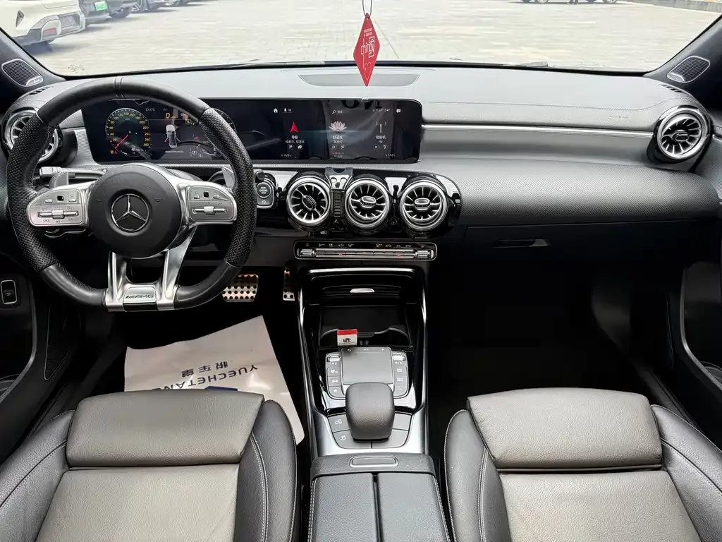 Mercedes-Benz A-Class AMG — фото 5