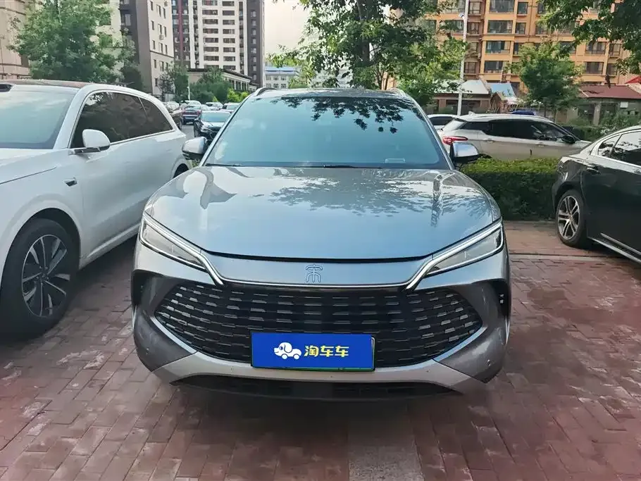 BYD L DM-i — фото 5