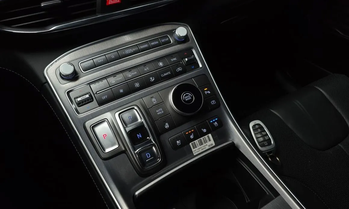 Hyundai Santafe — фото 4