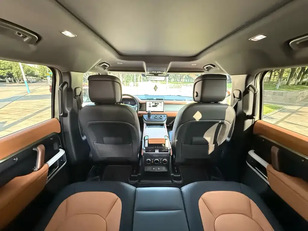 Land Rover Defender — фото 4
