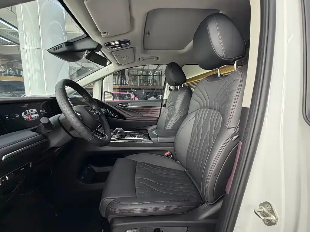 GAC Motor Trumpchi M8 — фото 4