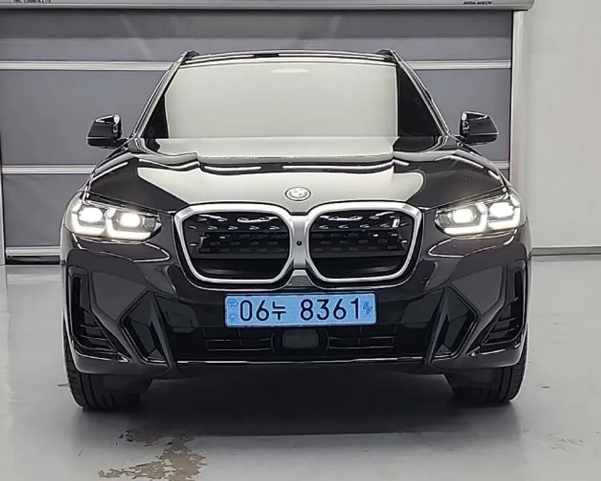 BMW iX3 2024 из KR, фото 4
