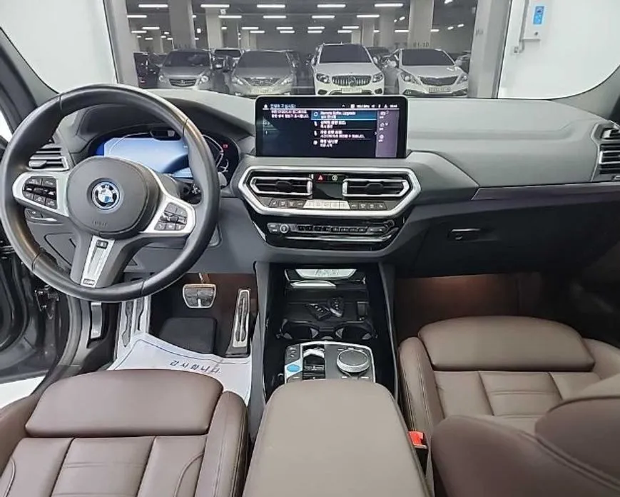 BMW iX3 2024 из KR, фото 5