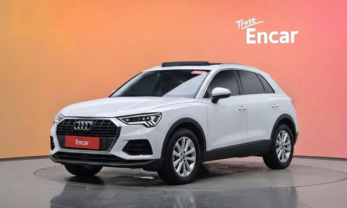 Audi Q3 — фото 1