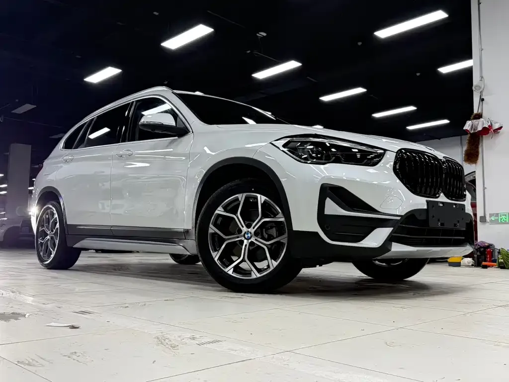 BMW X1 — фото 3