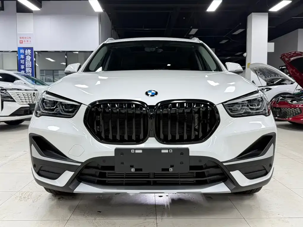 BMW X1 — фото 6