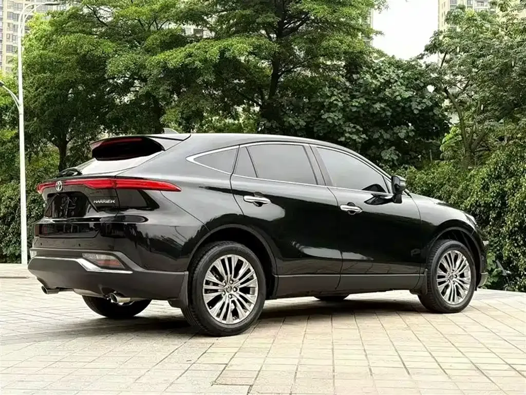 Toyota Harrier — фото 5