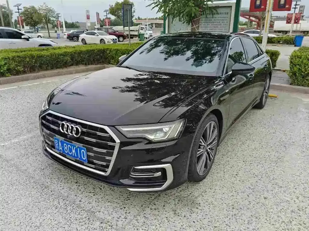 Audi A6L — фото 1