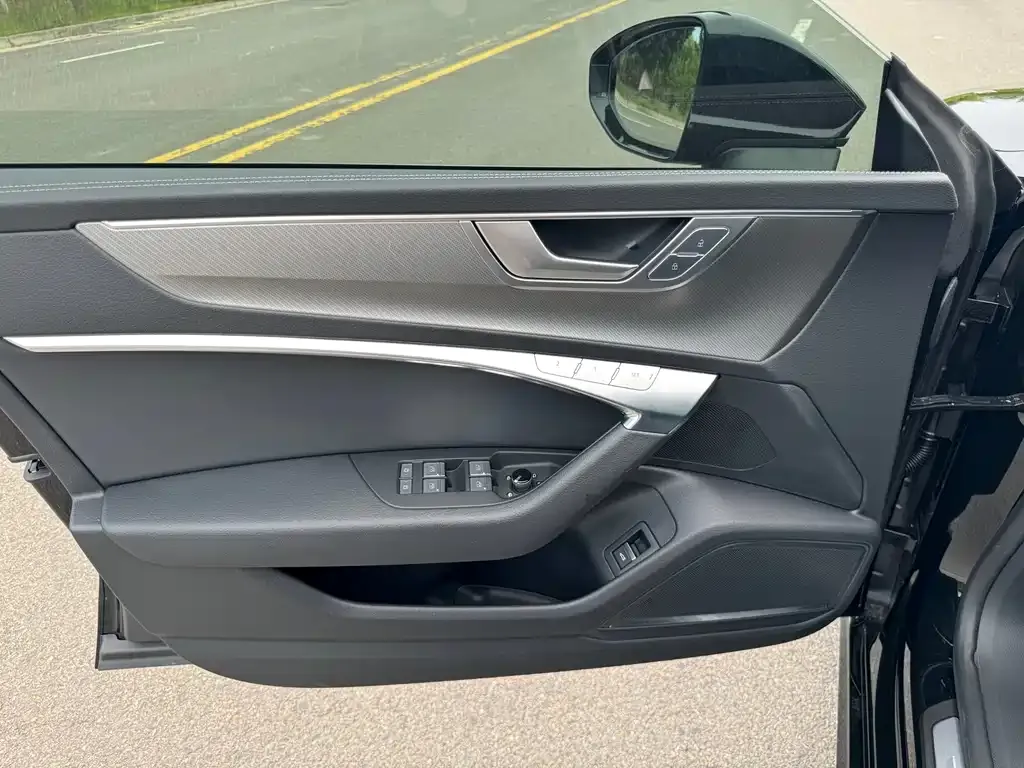 Audi A7 — фото 5
