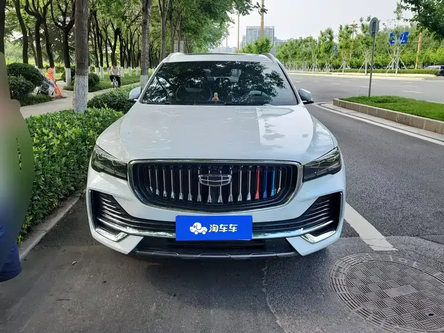 Geely Xingyue L — фото 9