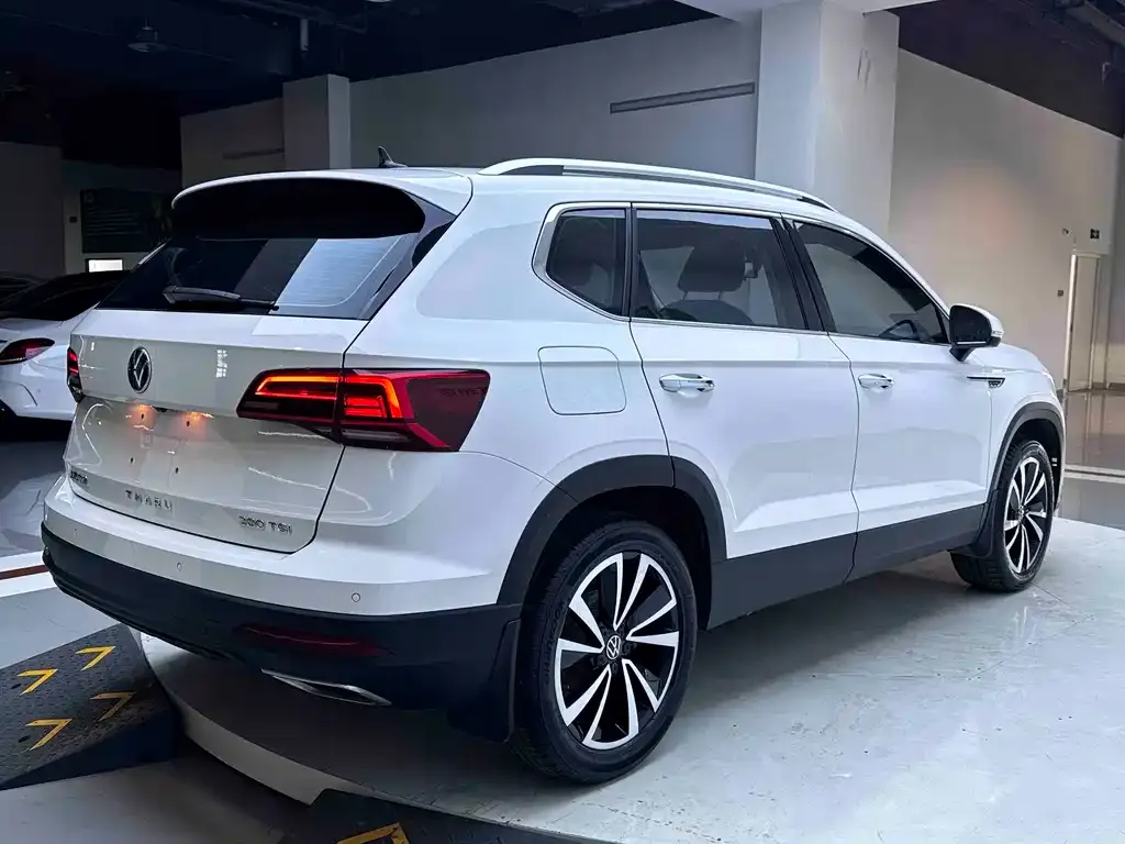 Volkswagen Tharu — фото 10