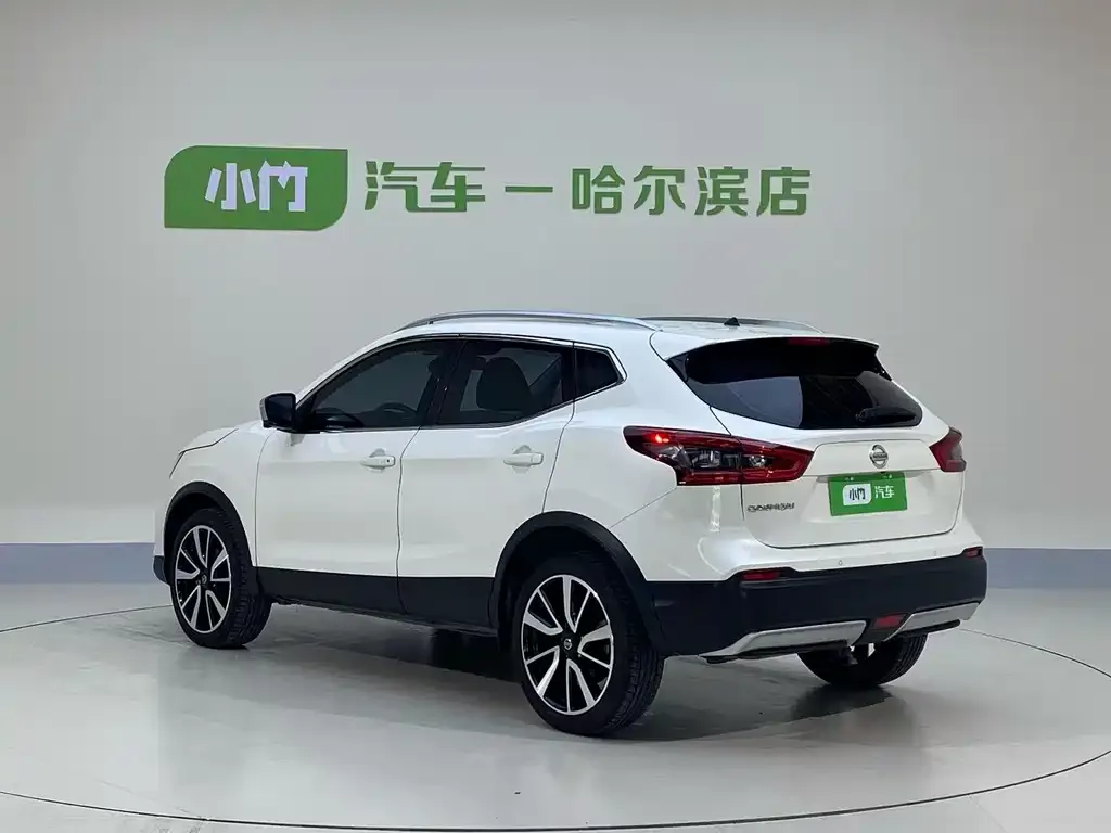 Nissan Qashqai — фото 10
