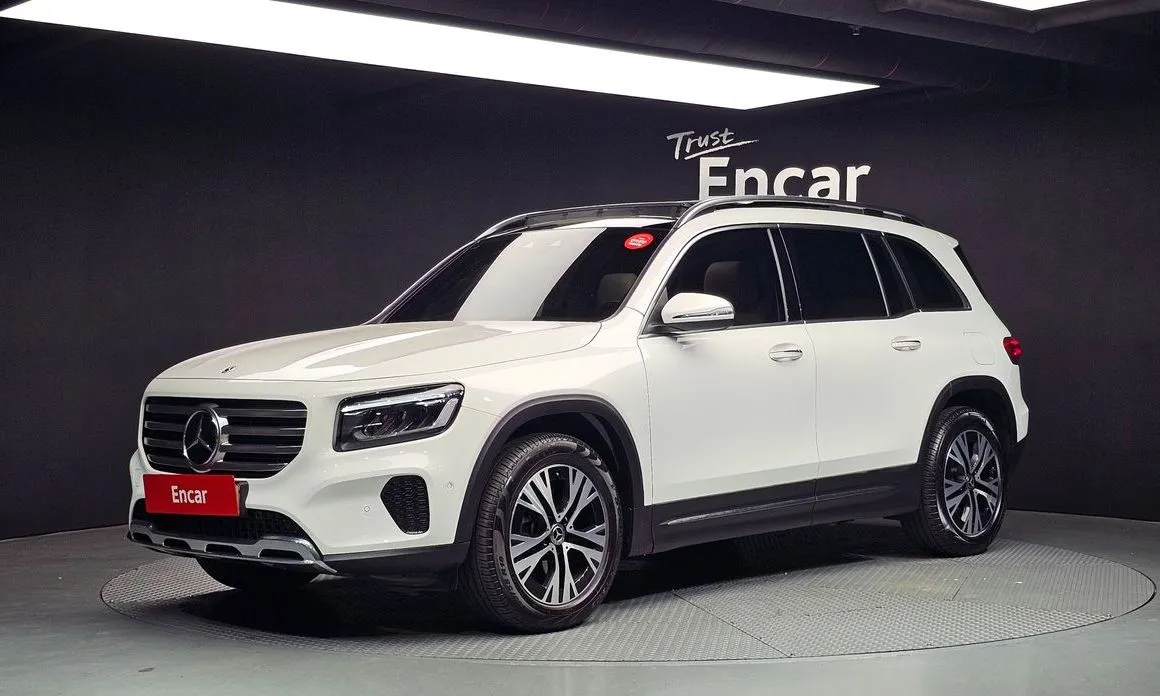 Mercedes-Benz GLB-Class — фото 1