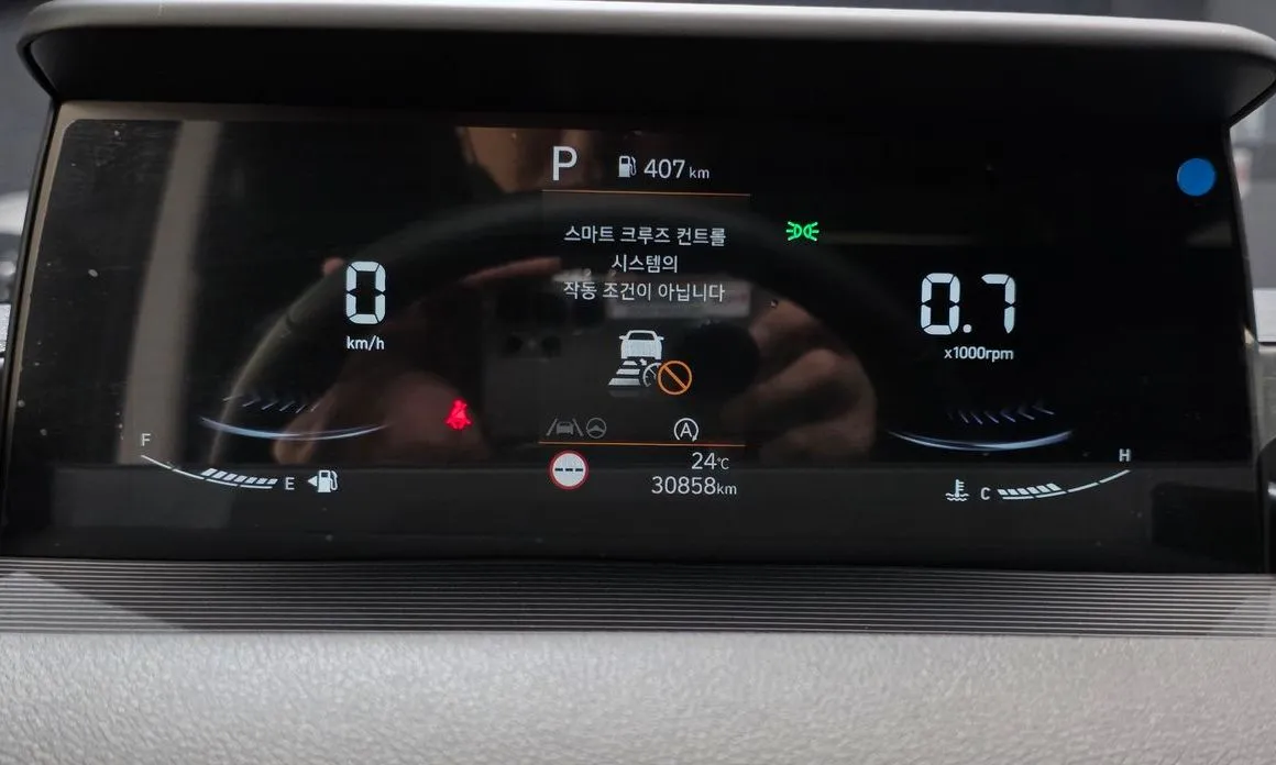 Hyundai Staria — фото 2