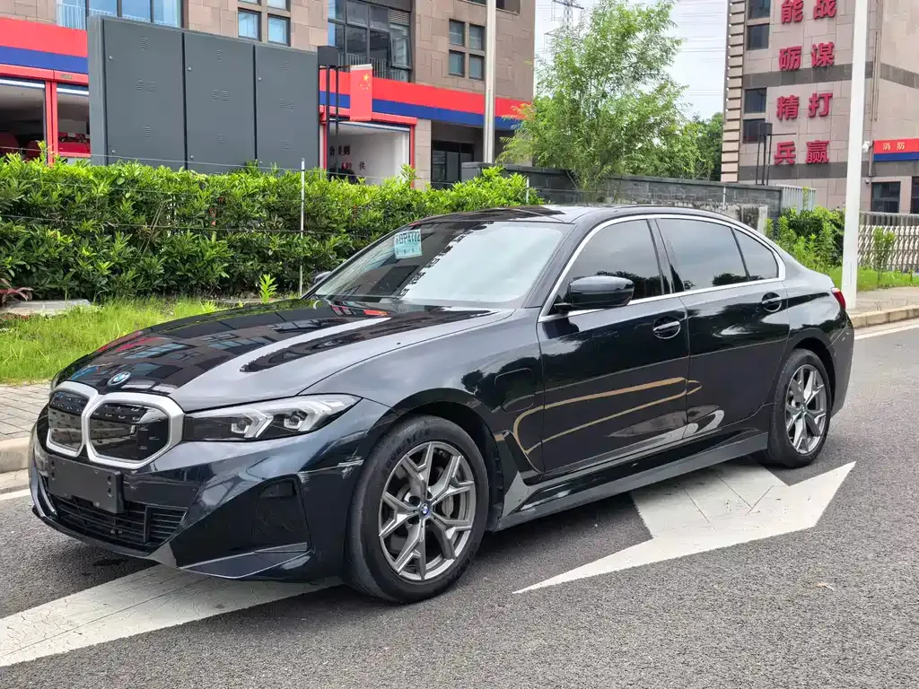 BMW i3 — фото 1