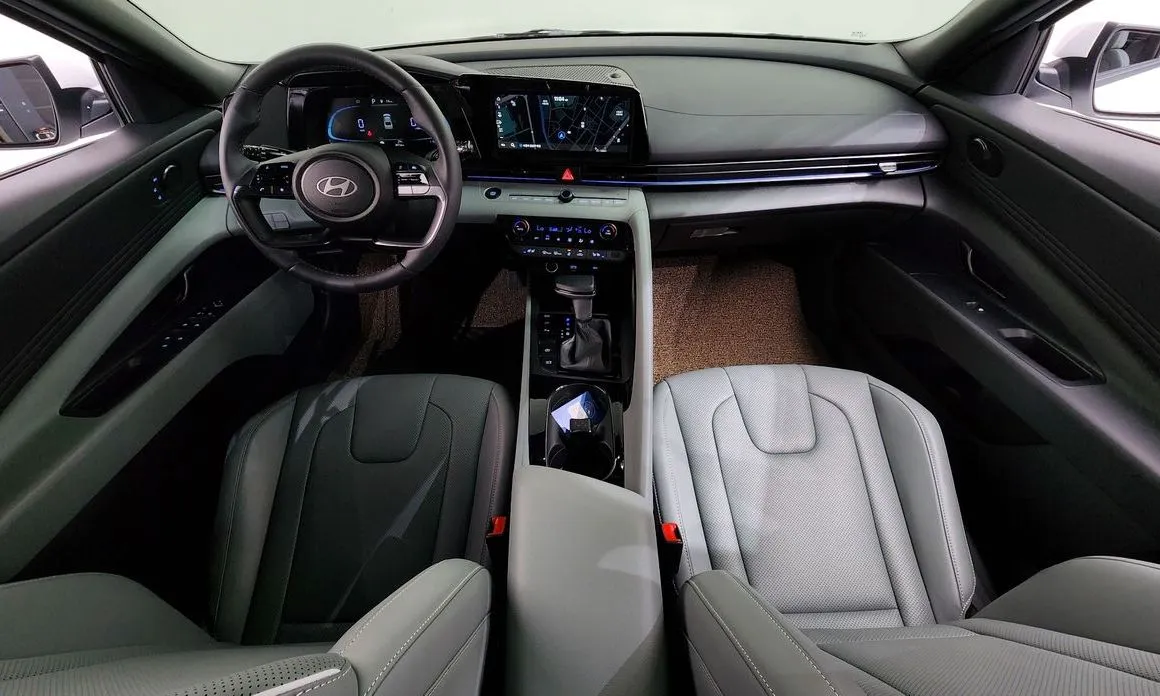 Hyundai AVANTE — фото 7