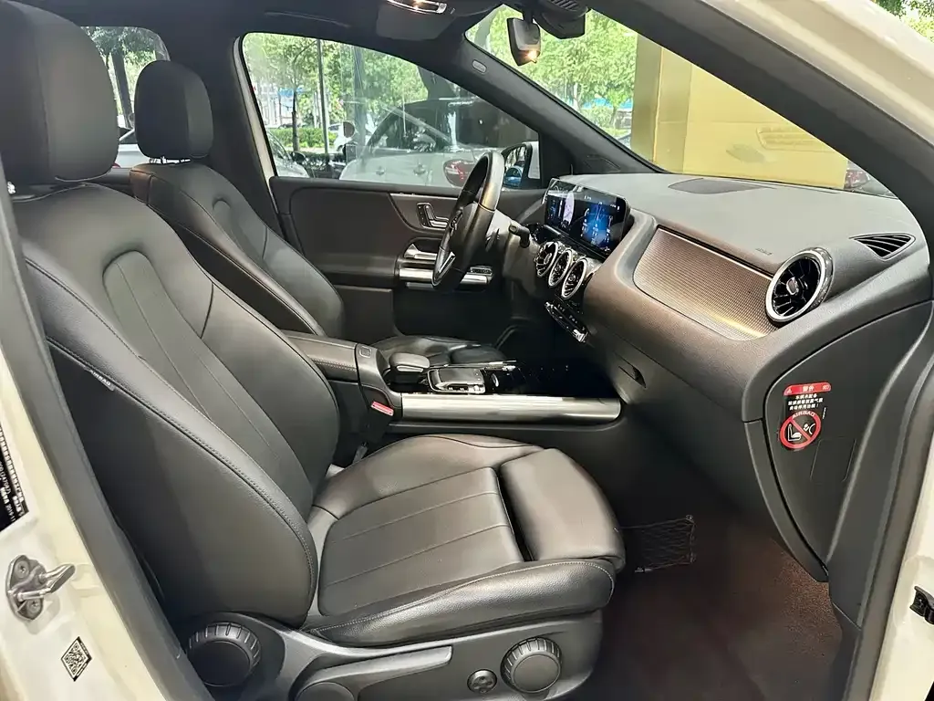 Mercedes-Benz B-Class — фото 10