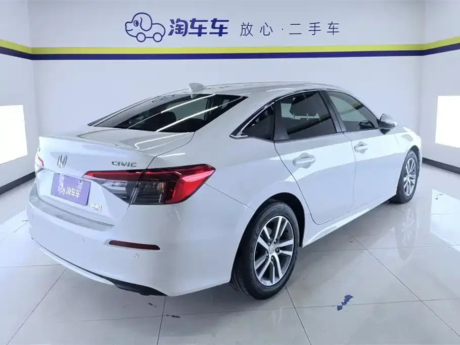 Honda Civic — фото 6