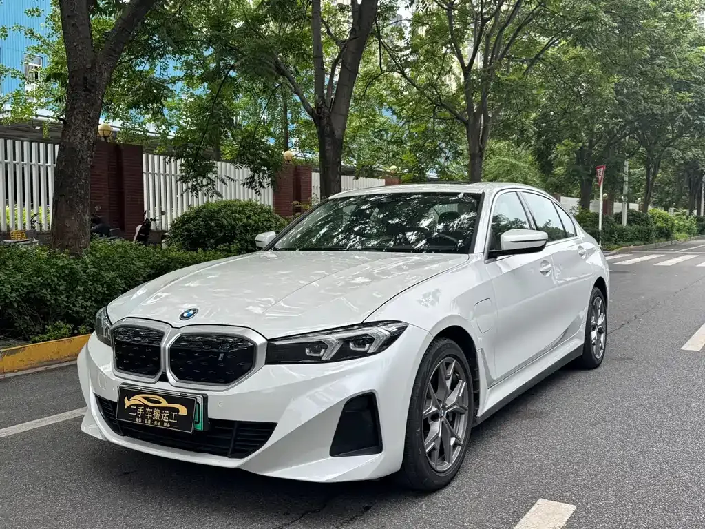 BMW i3 — фото 1