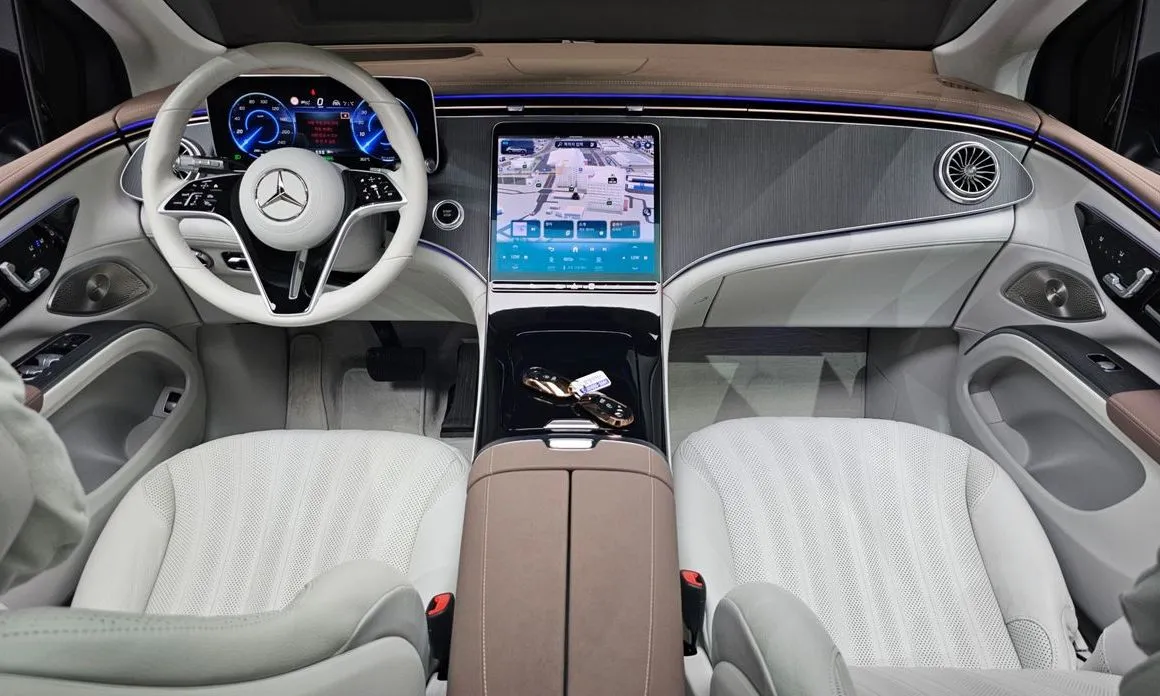 Mercedes-Benz EQS 2023 из KR, фото 3