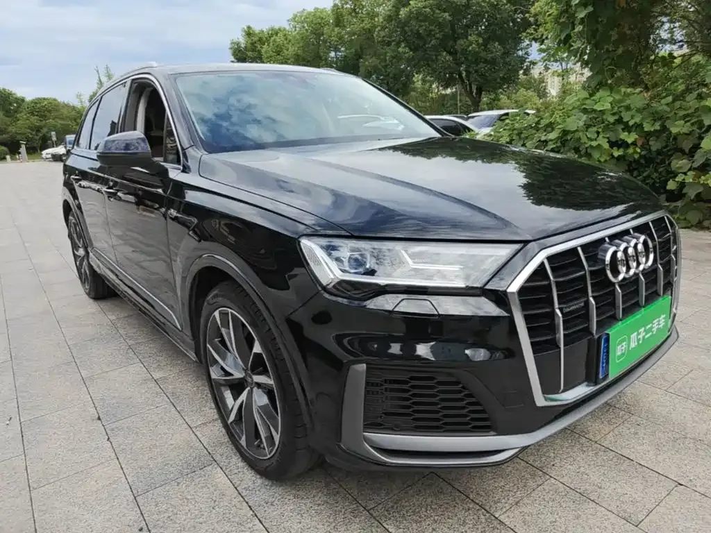 Audi Q7 — фото 2