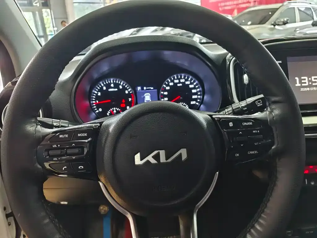 Kia KX1 — фото 3