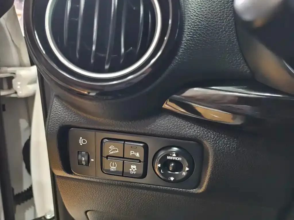 Kia KX1 — фото 9