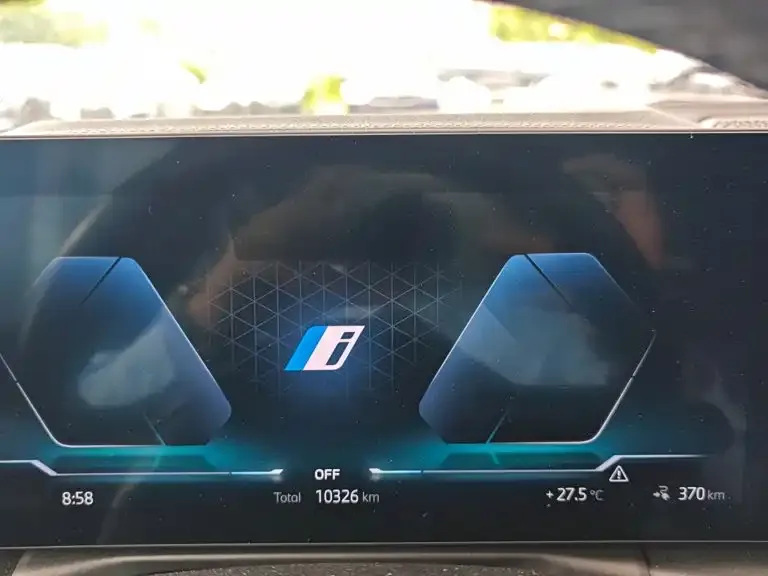 BMW i4 — фото 4
