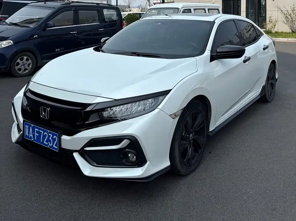 Honda Civic — фото 1