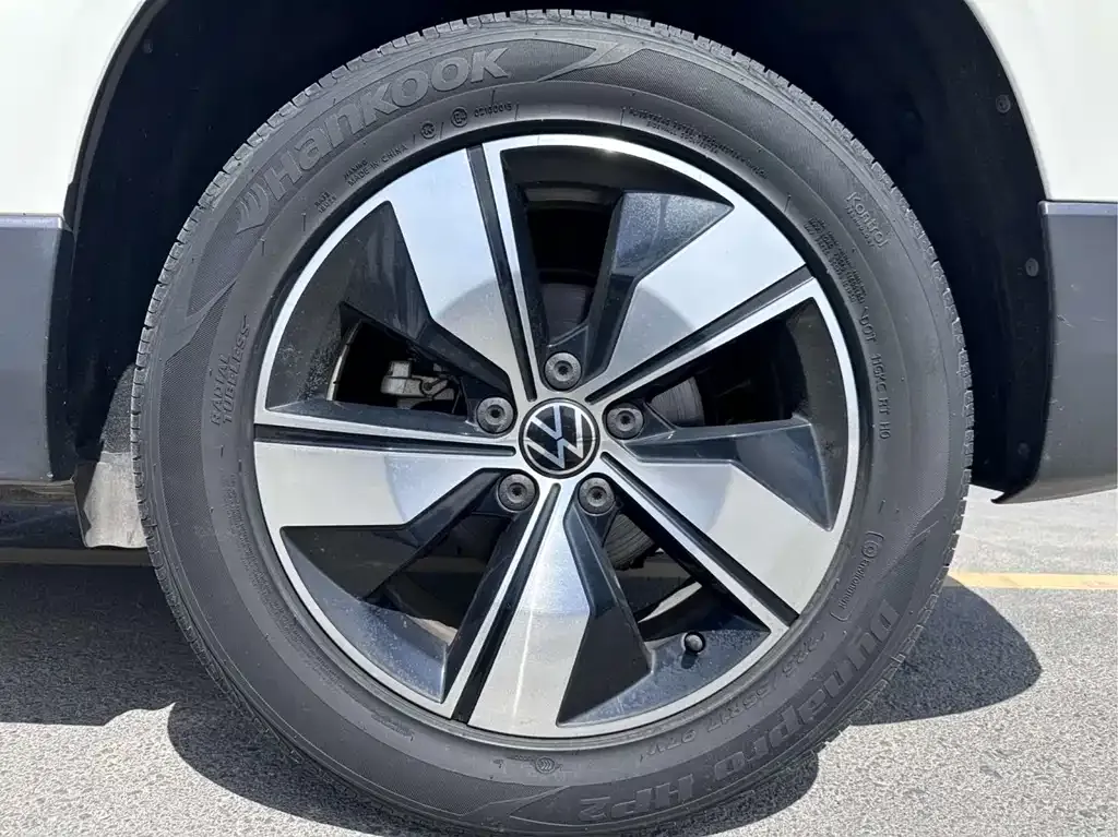Volkswagen Tharu — фото 6