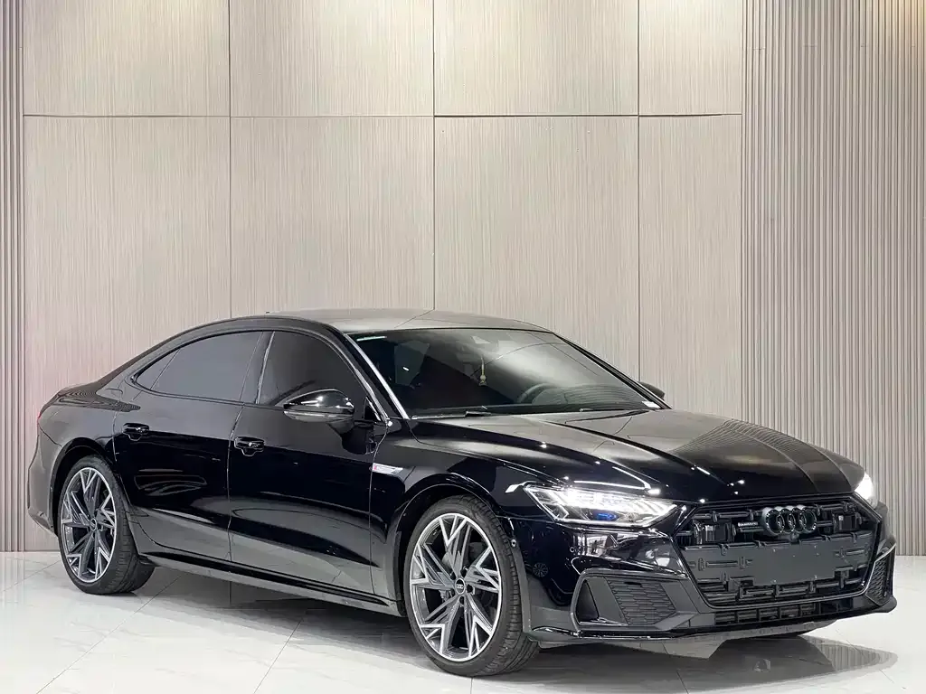 Audi A7L — фото 8