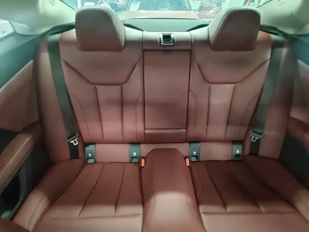 BMW 4 Series 2022 из CN, фото 3