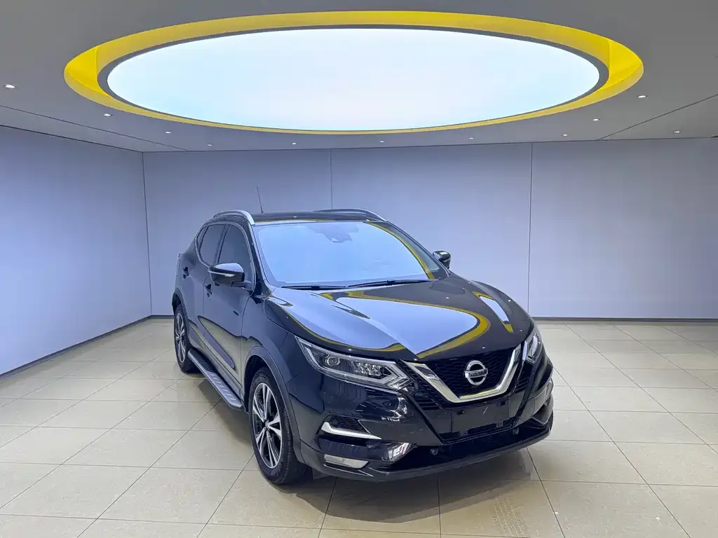 Nissan Qashqai — фото 4