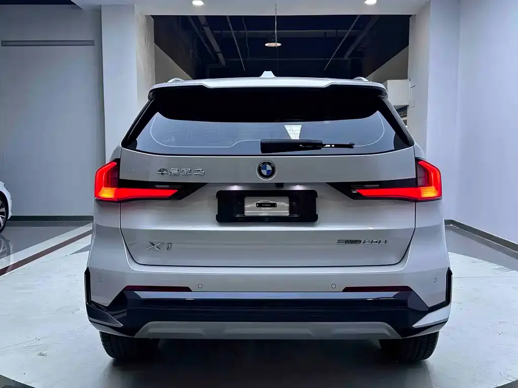 BMW X1 — фото 4