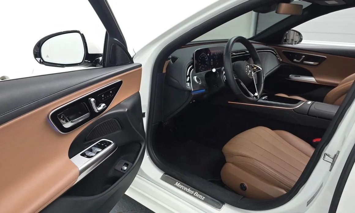 Mercedes-Benz E-Class 2024 из KR, фото 5