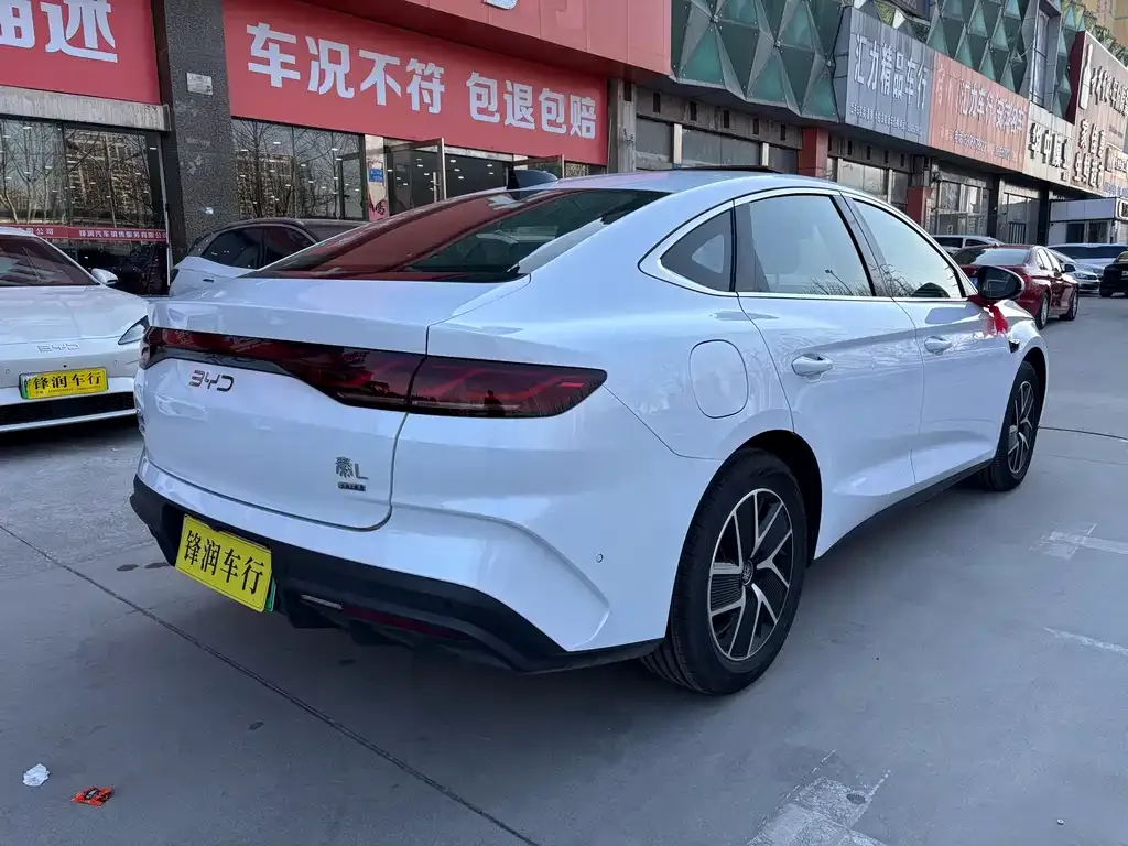 BYD Qin L — фото 2