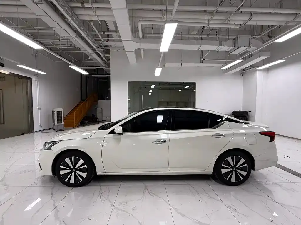Nissan Teana — фото 8