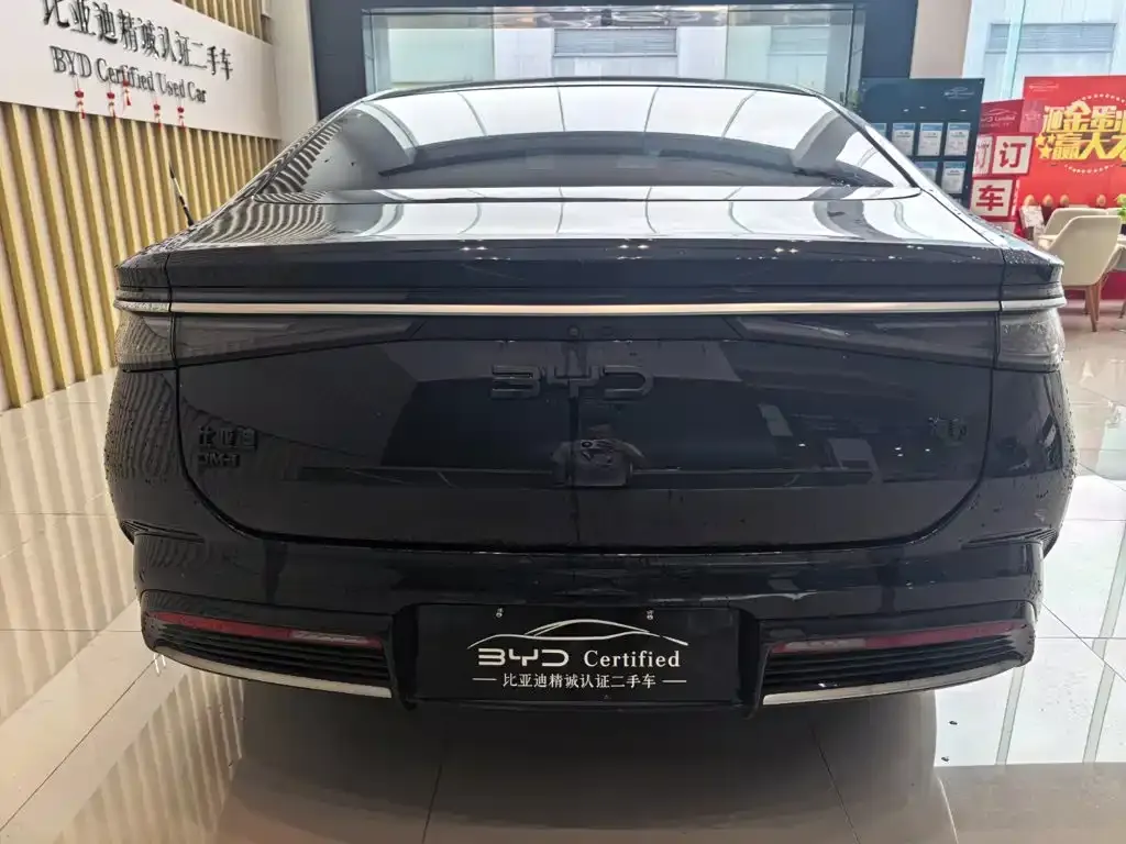 BYD Seal — фото 2