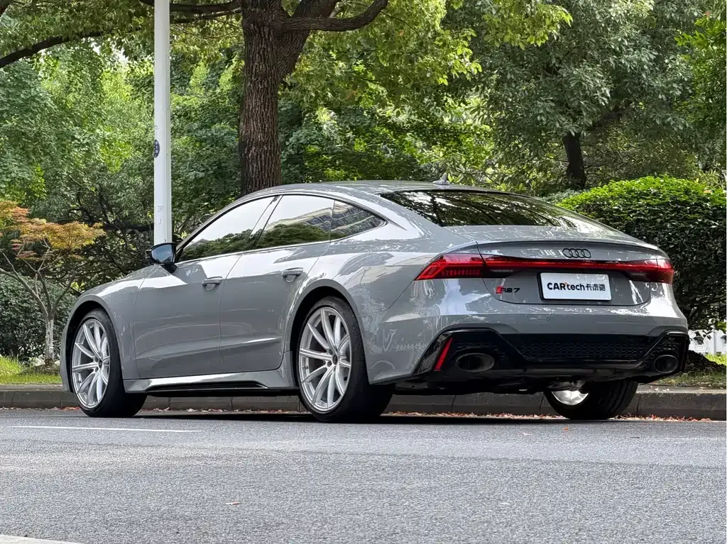 Audi RS 7 — фото 3