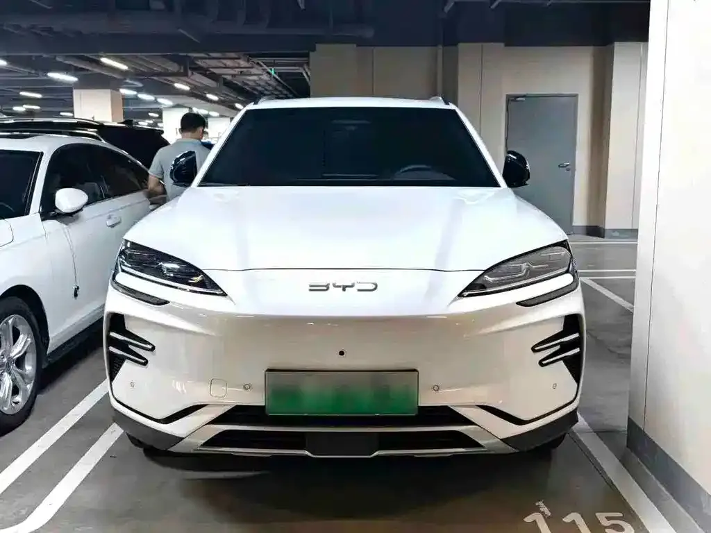 BYD PLUS New Energy — фото 3